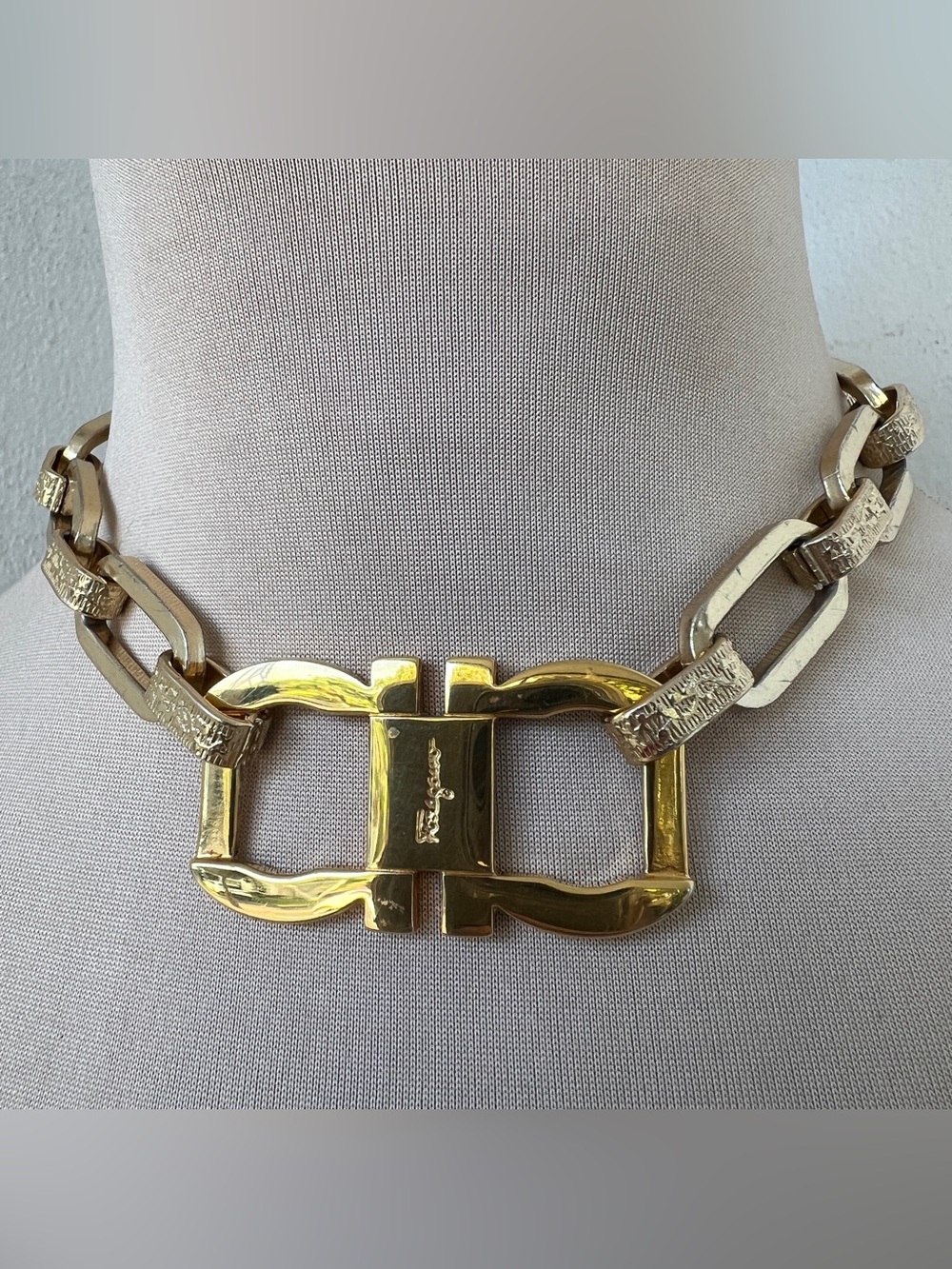 Custom Salvatore Ferragamo Vintage Gold Statement Choker Necklace 15”